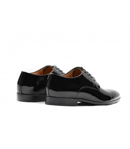 Czarne buty męskie ze skóry lakierowanej OD3966